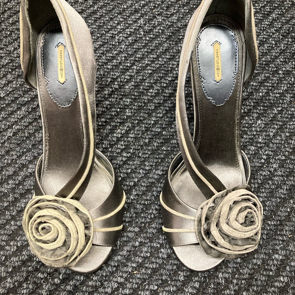 Maxstudio Erin Pumps